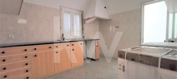 Edificio de 8 dormitorios en Amadora, Portugal No. 69126 3