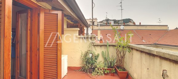 3 rooms Penthouse in Milan, Italy No. 241037 10