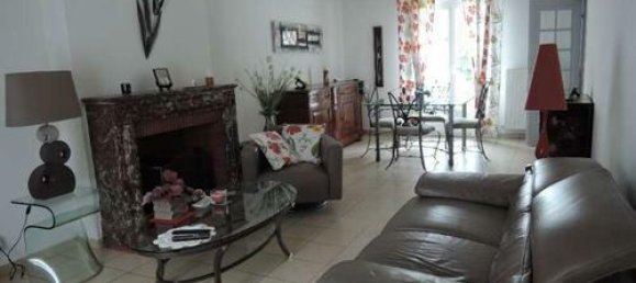 Casa de 3 dormitorios en Divion, France No. 93504 11