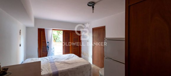 4-salle Appartement à Acireale, Italy No. 71905 13