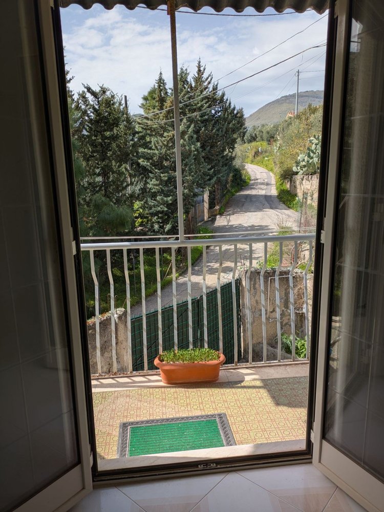 4 rooms Apartment in Monreale, Italy No. 256945