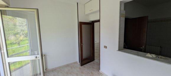 4 rooms Apartment in Monreale, Italy No. 256945 7