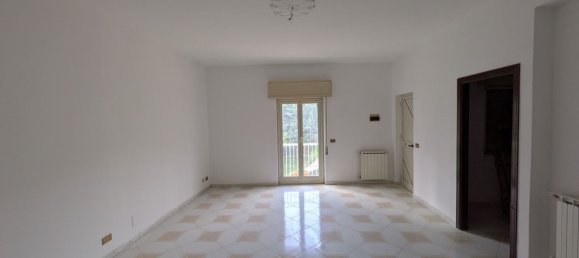 4 rooms Apartment in Monreale, Italy No. 256945 4