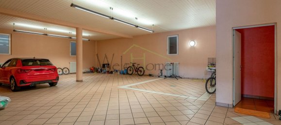 Вилла с 6 комнатами в Тавернерио, Италия № 142770 27