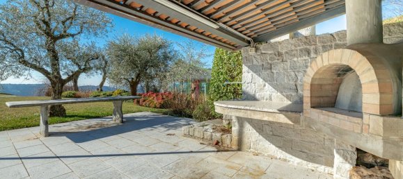 Вилла с 6 комнатами в Тавернерио, Италия № 142770 3