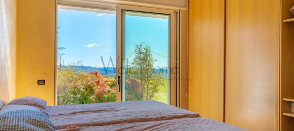 Вилла с 6 комнатами в Тавернерио, Италия № 142770 14