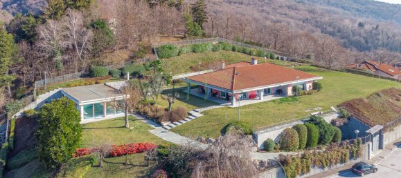 Вилла с 6 комнатами в Тавернерио, Италия № 142770 38