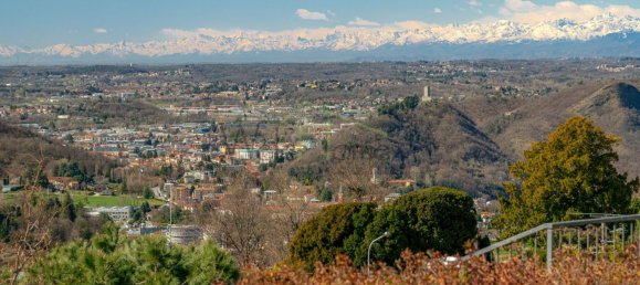 Вилла с 6 комнатами в Тавернерио, Италия № 142770 47