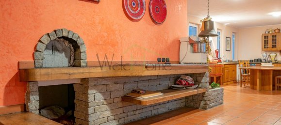 Вилла с 6 комнатами в Тавернерио, Италия № 142770 20