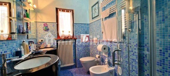 4 bedrooms Villa in Capannori, Italy No. 11010 63