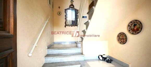 4 bedrooms Villa in Capannori, Italy No. 11010 4