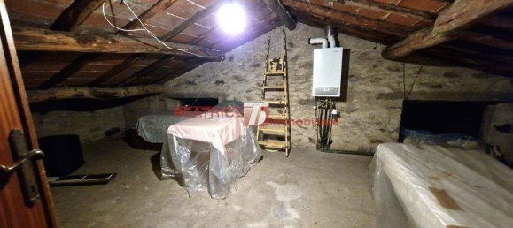 4 bedrooms Villa in Capannori, Italy No. 11010 20