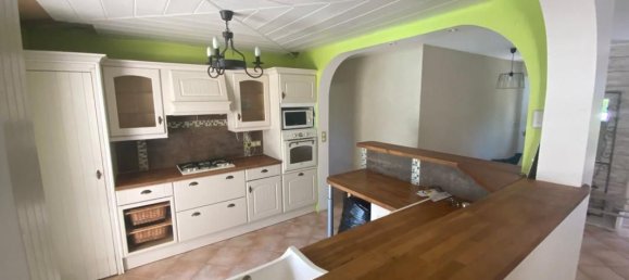 4 bedrooms House in Vayres, France No. 335464 5