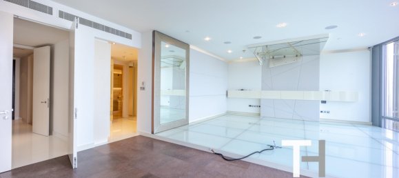 4 bedrooms Apartment in Burj Khalifa, UAE No. 30540 10