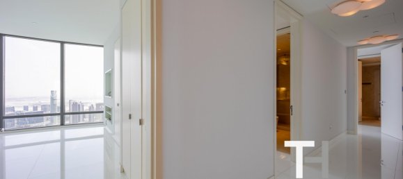 4 bedrooms Apartment in Burj Khalifa, UAE No. 30540 13