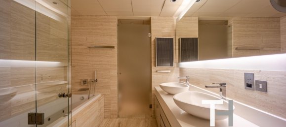 4 bedrooms Apartment in Burj Khalifa, UAE No. 30540 12