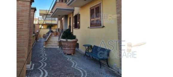 8 bedrooms Apartment in Trentola Ducenta, Italy No. 291687 13