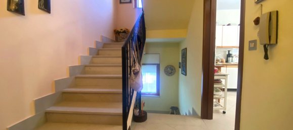 3 bedrooms House in L'Aquila, Italy No. 266784 9