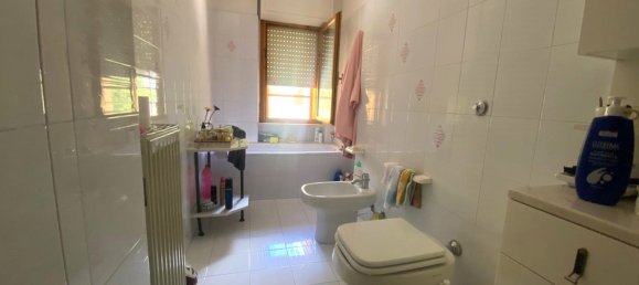 3 bedrooms House in L'Aquila, Italy No. 266784 25