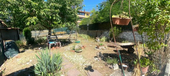 3 bedrooms House in L'Aquila, Italy No. 266784 14