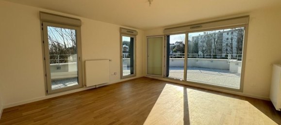 4 bedrooms Penthouse in Fontenay-aux-Roses, France No. 140233 8