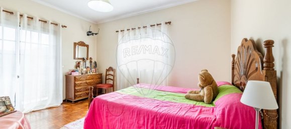 4 bedrooms House in Garfe, Portugal No. 188395 9