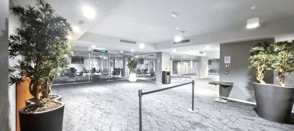 Коммерческая недвижимость 2800м² в Лечче, Италия № 374909 13