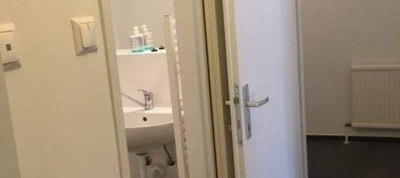 2 rooms Apartment in Favoriten, Austria No. 167833 4