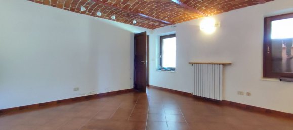 8 rooms House in Rocca d'Arazzo, Italy No. 293053 11