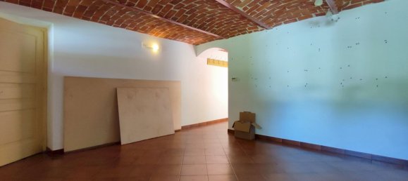 8 rooms House in Rocca d'Arazzo, Italy No. 293053 10