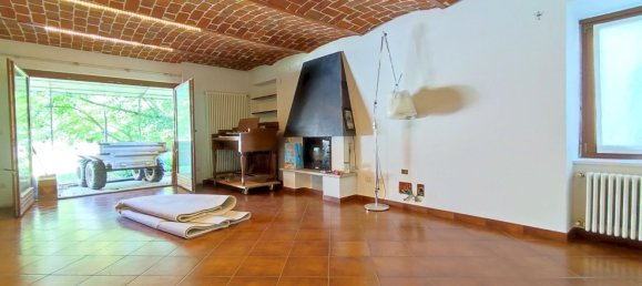 8 rooms House in Rocca d'Arazzo, Italy No. 293053 6