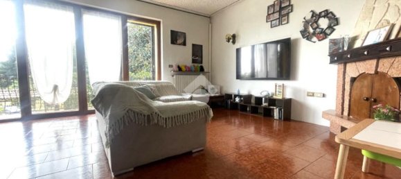 3 rooms Apartment in Vescovato, Italy No. 313857 3