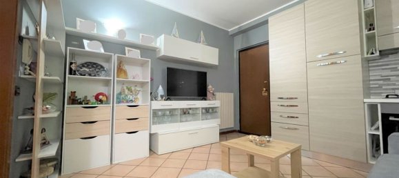 3 rooms Apartment in Chiari, Italy No. 279463 5