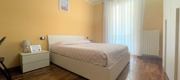 3 rooms Apartment in Chiari, Italy No. 279463 9