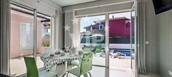 6 غرف نوم فيلا في Albufeira, Portugal رقم 136903 10