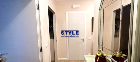 3 bedrooms Apartment in Padua, Italy No. 303634 13