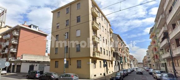 1 bedroom Apartment in Turin, Italy No. 349908 3