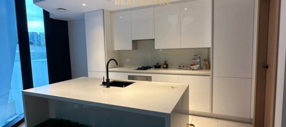 Studio in Dubai, UAE No. 11443 3