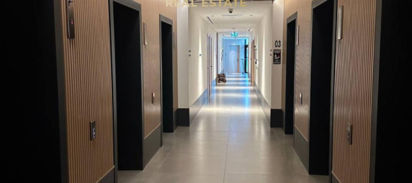 Studio in Dubai, UAE No. 11443 8