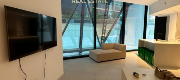 Studio in Dubai, UAE No. 11443 6