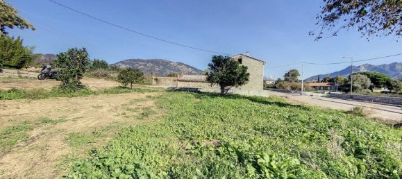 Дом с 3 комнатами в Пери, Франция № 64141 19