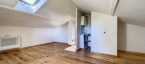 Дом с 3 комнатами в Пери, Франция № 64141 12