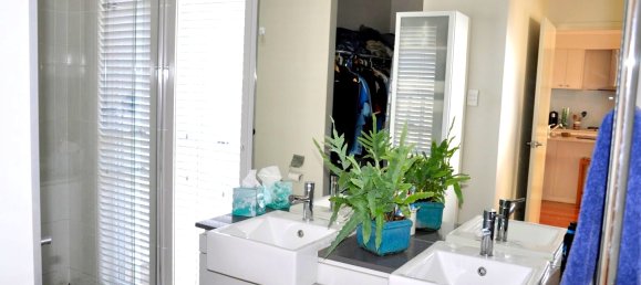 3 bedrooms House in Ormeau, Australia No. 1177 5