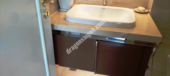 74m² Apartment in District 1, Vietnam No. 10560 9