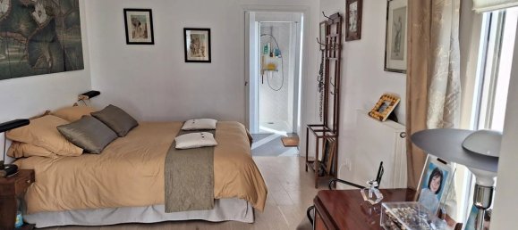 2 Schlafzimmer Wohnung in Rueil-Malmaison, France, Nr. 182856 5