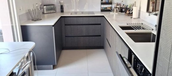 2 Schlafzimmer Wohnung in Rueil-Malmaison, France, Nr. 182856 2