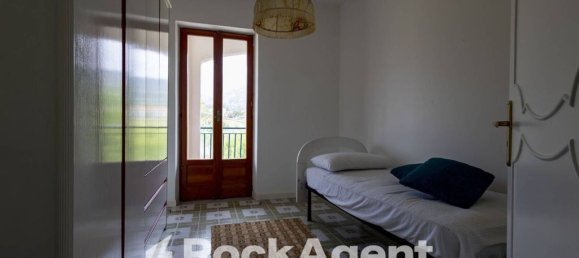 5 bedrooms Villa in Montauro, Italy No. 313159 22