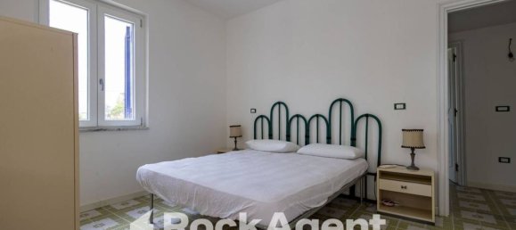 5 bedrooms Villa in Montauro, Italy No. 313159 16