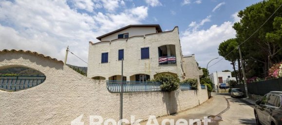 5 bedrooms Villa in Montauro, Italy No. 313159 40