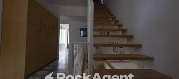 5 bedrooms Villa in Montauro, Italy No. 313159 35